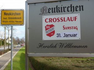 ...Ein schöner Empfang am Ortseingang...
